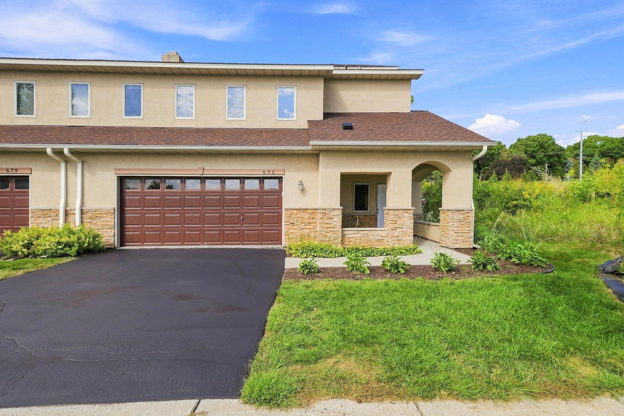 675 Sienna Drive Property Photo 1