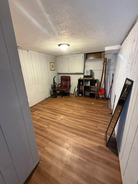318 Front Avenue Property Photo 13