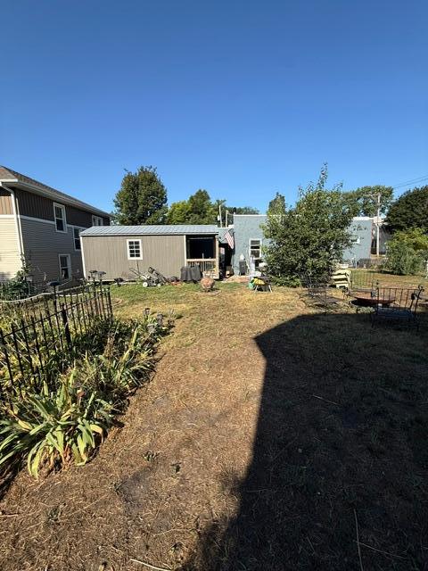 318 Front Avenue Property Photo 18