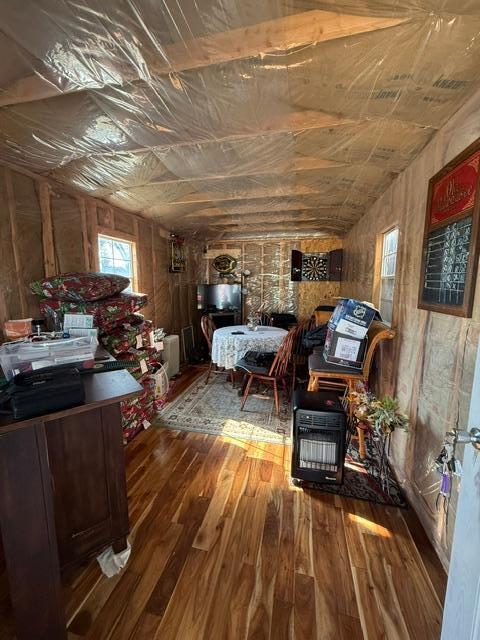 318 Front Avenue Property Photo 20