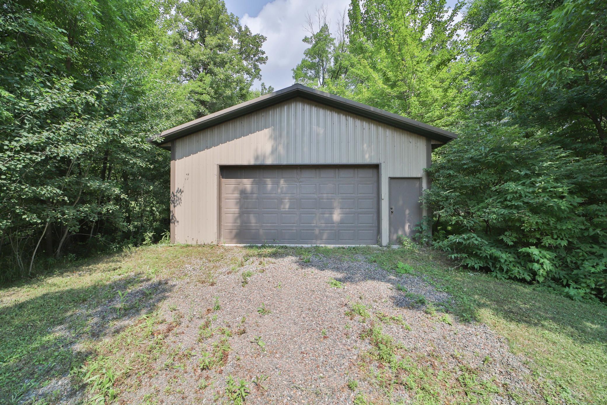 21381 Pike Avenue Property Photo 33