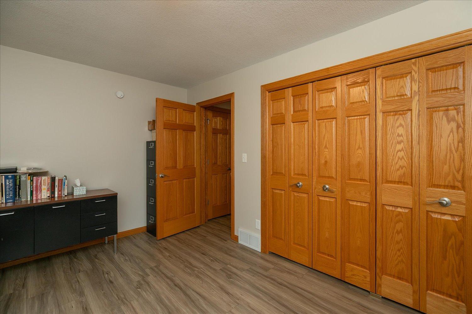 28937 505th St Property Photo 23