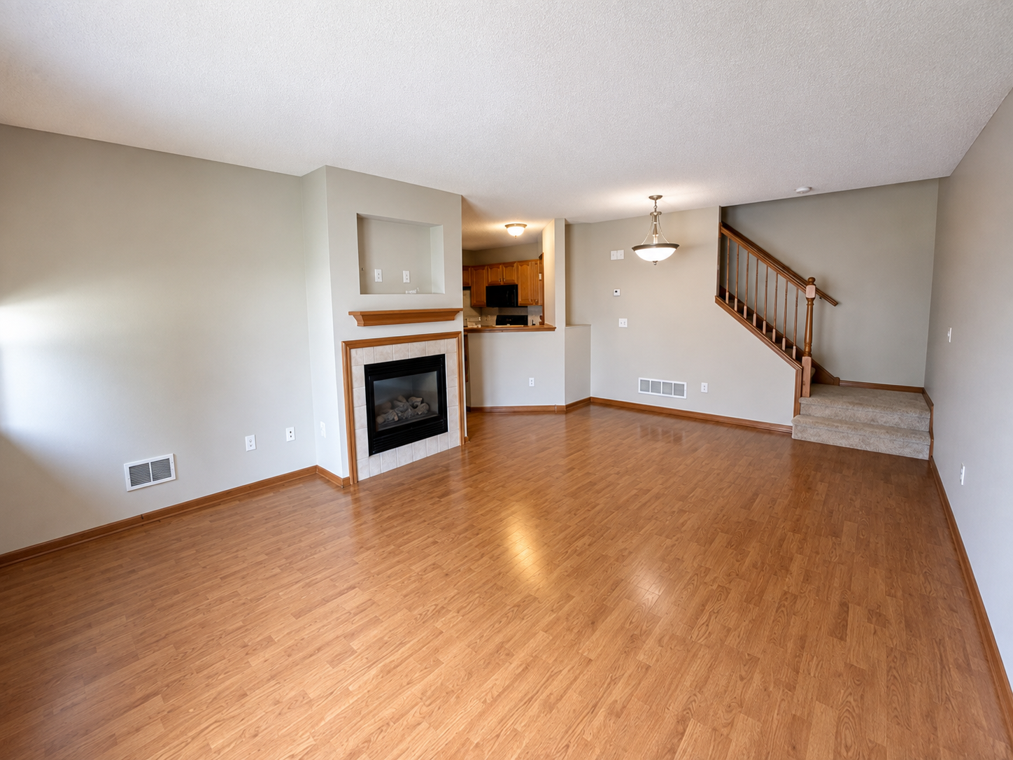 6452 158th Street W Property Photo 5