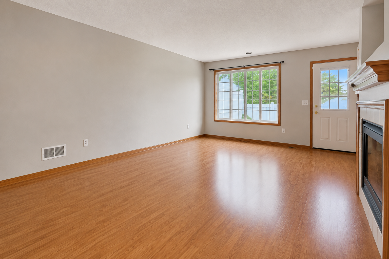 6452 158th Street W Property Photo 6