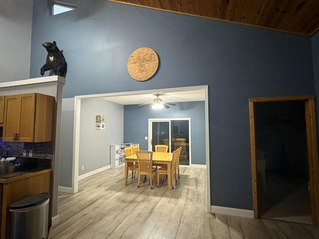26749 Upper Necktie River Drive Property Photo 8