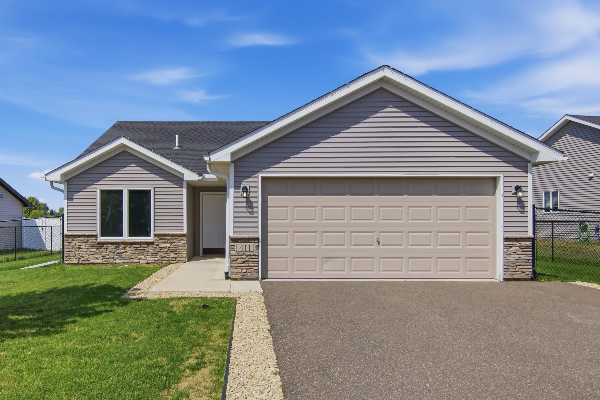 411 Staples Road Property Photo 1