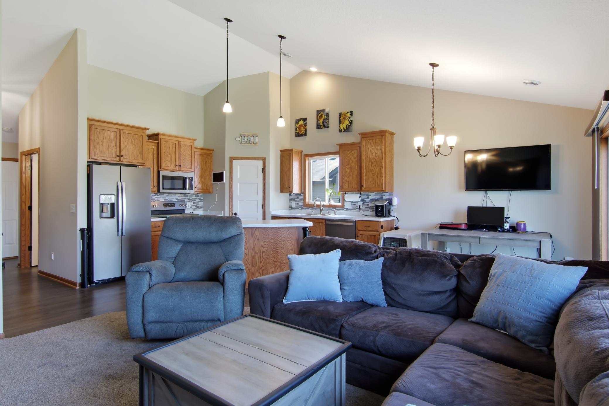 411 Staples Road Property Photo 8