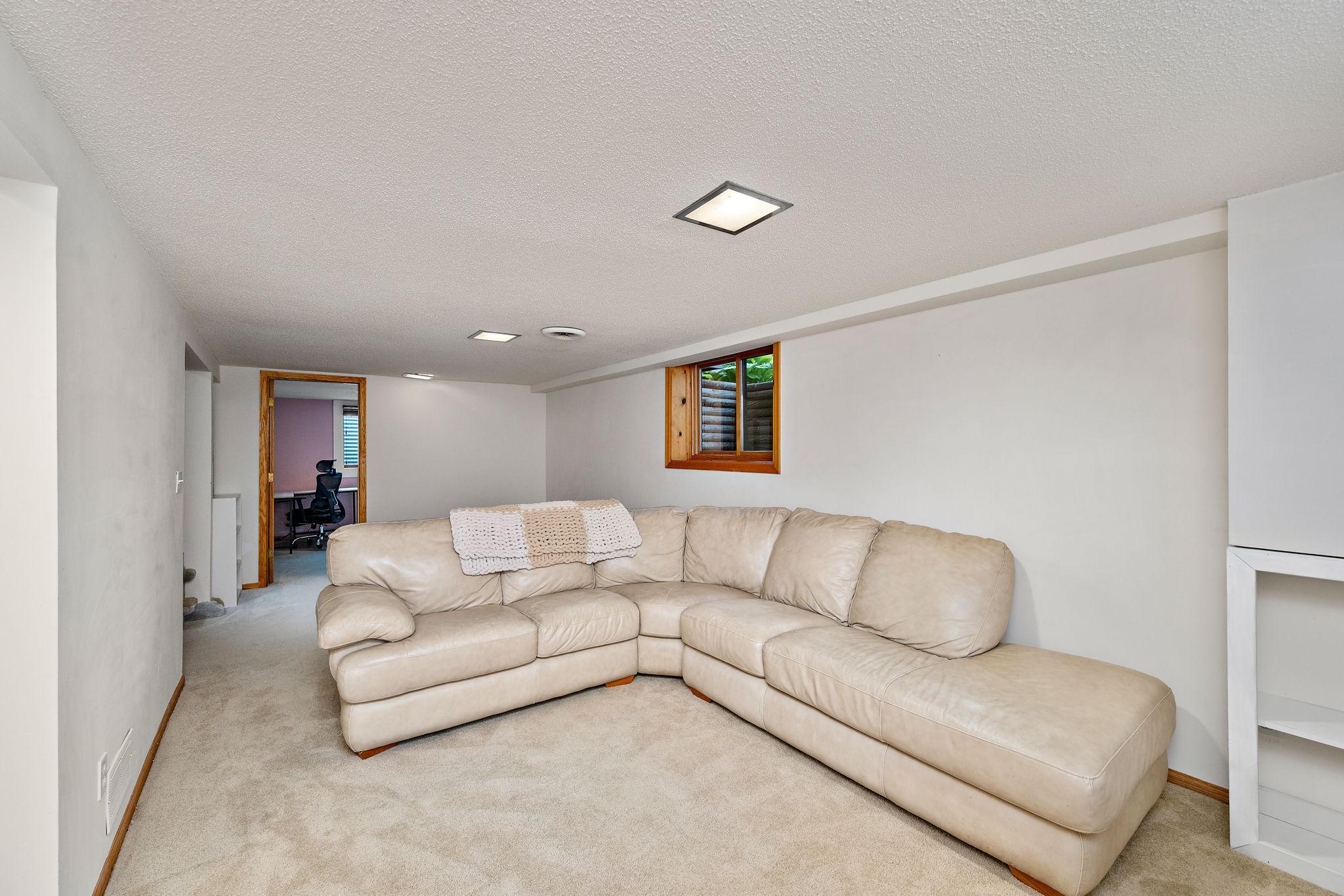 6835 11th Avenue S Property Photo 17