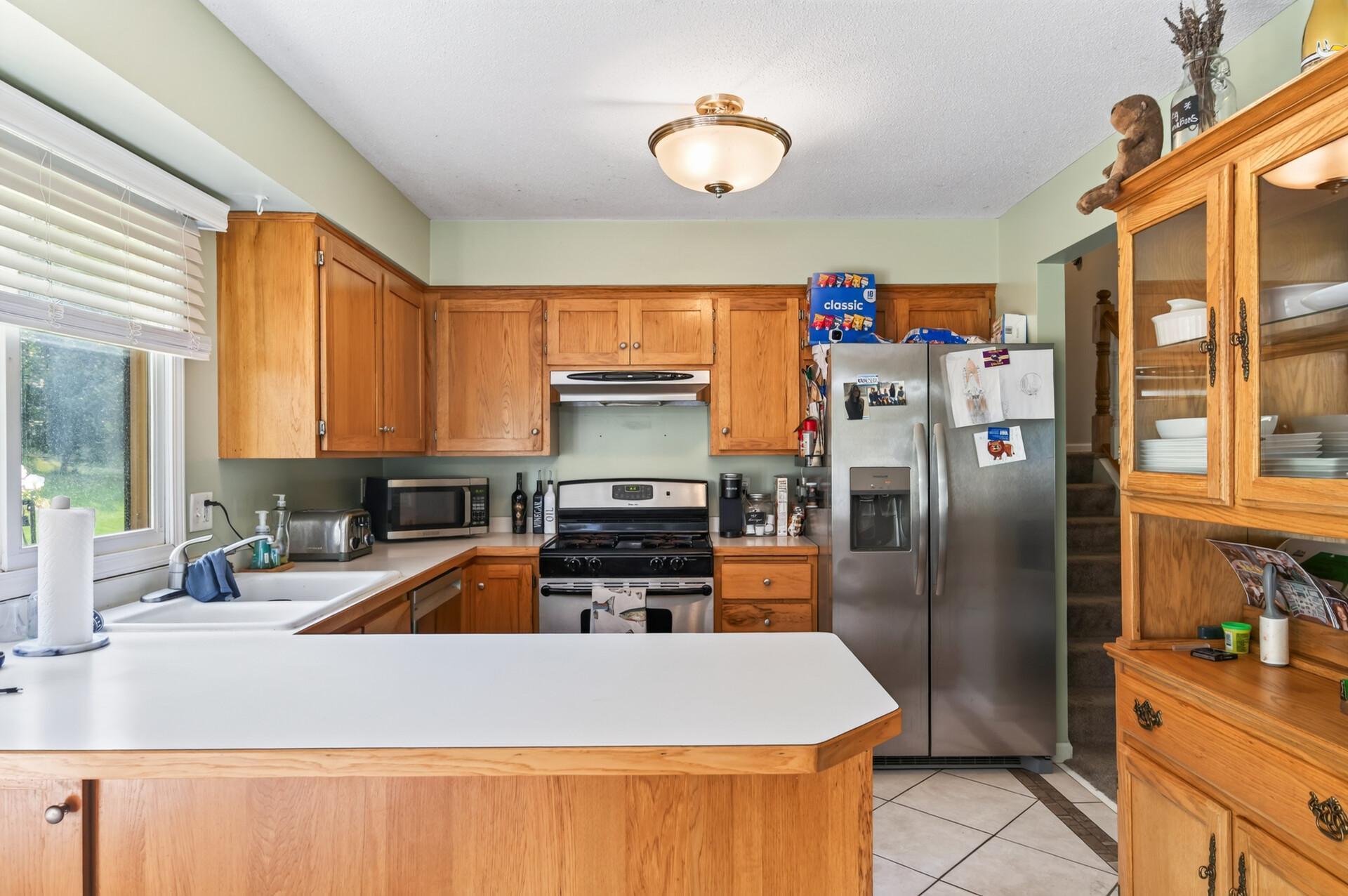 7460 Berkshire Way Property Photo 14