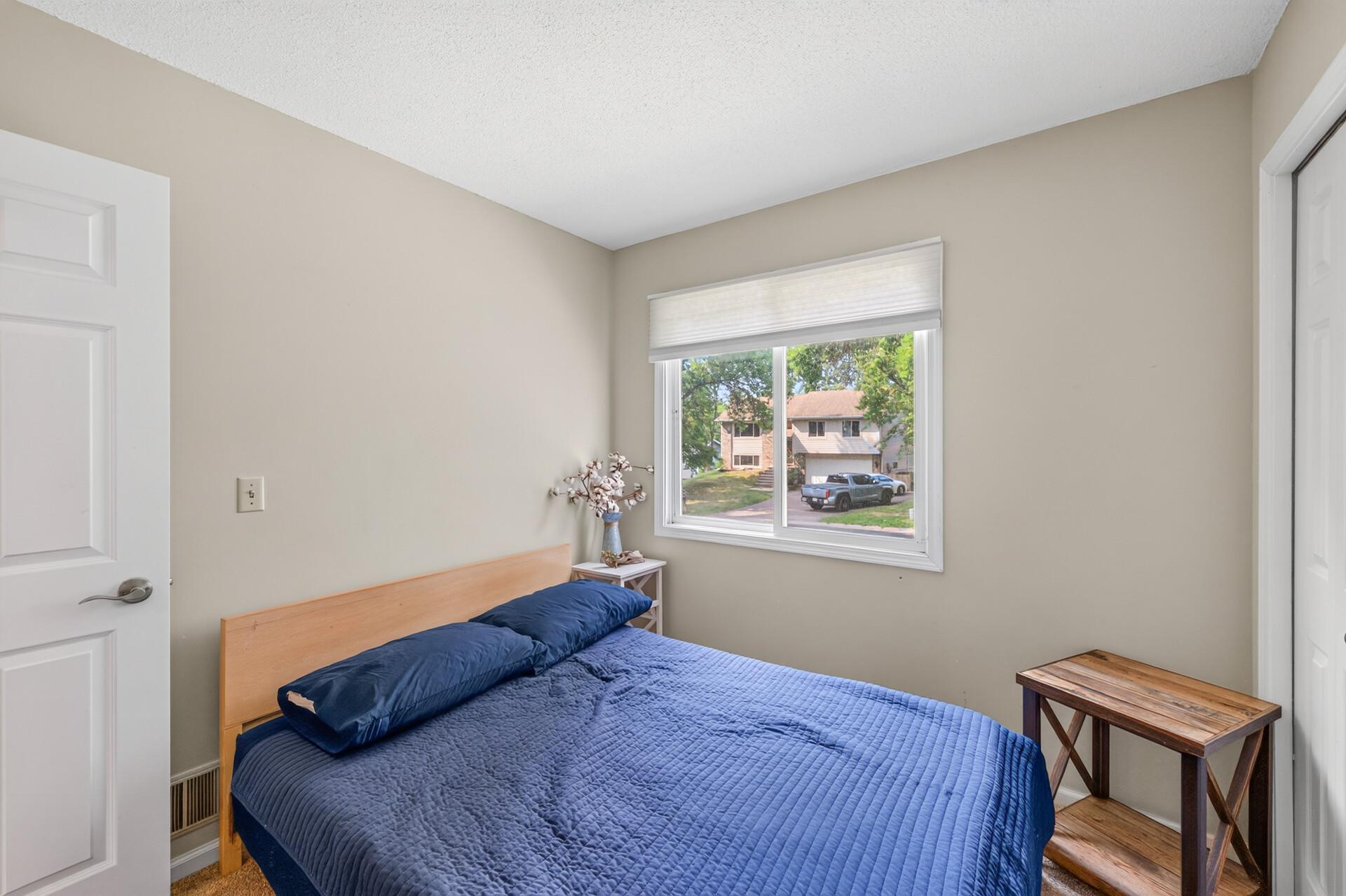 7460 Berkshire Way Property Photo 24