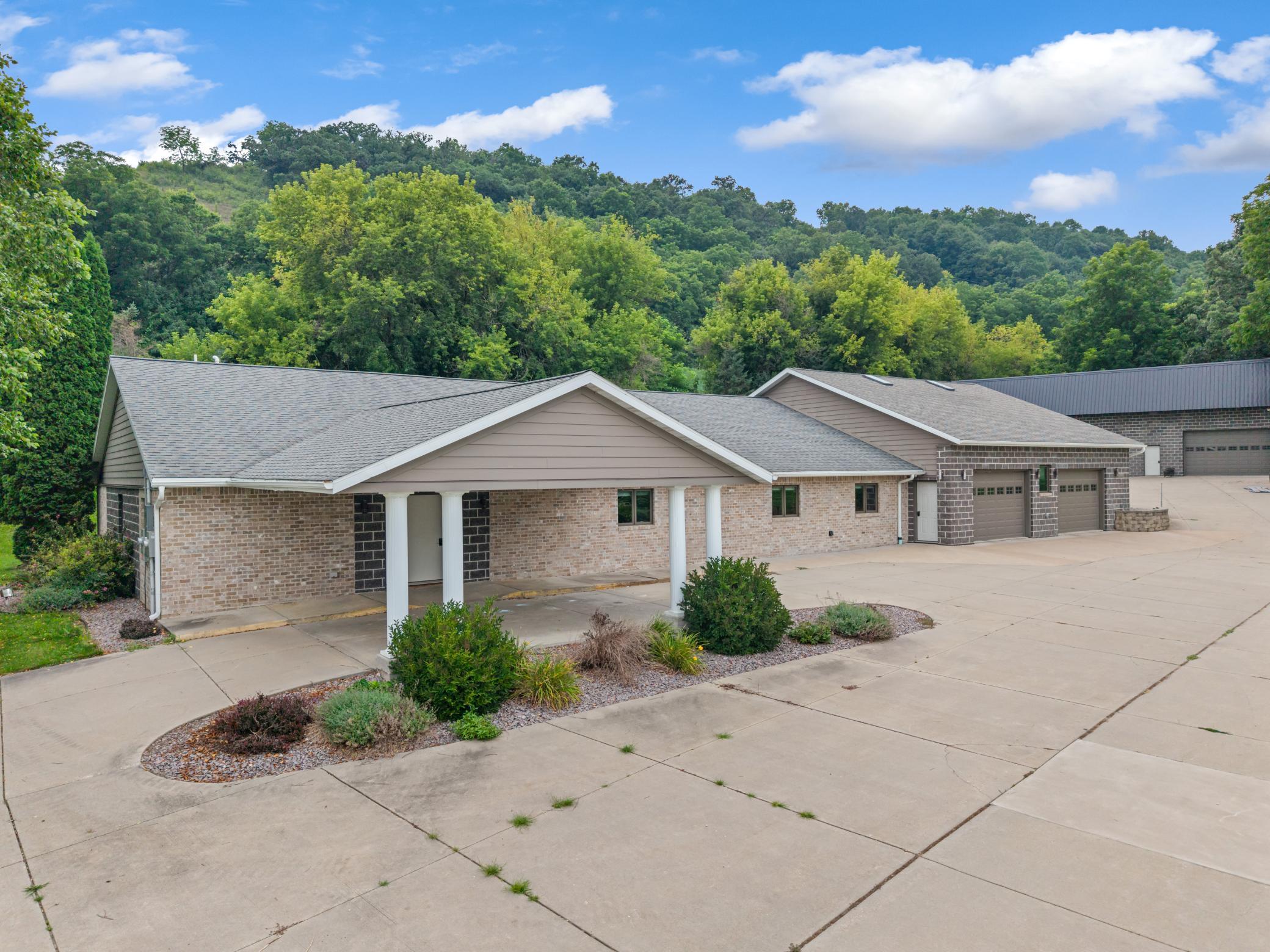 6752 State 44 Property Photo 1