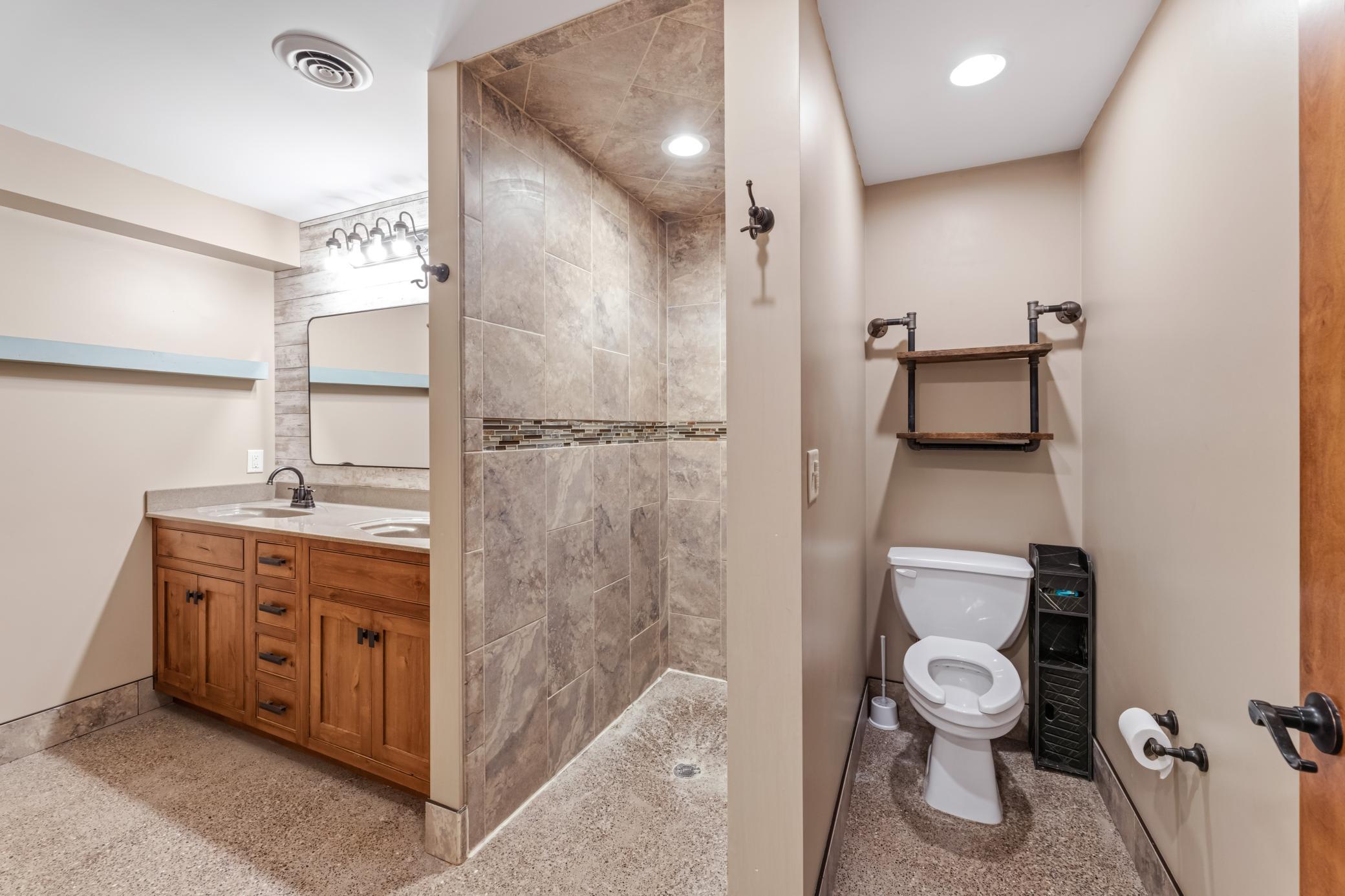 6752 State 44 Property Photo 14
