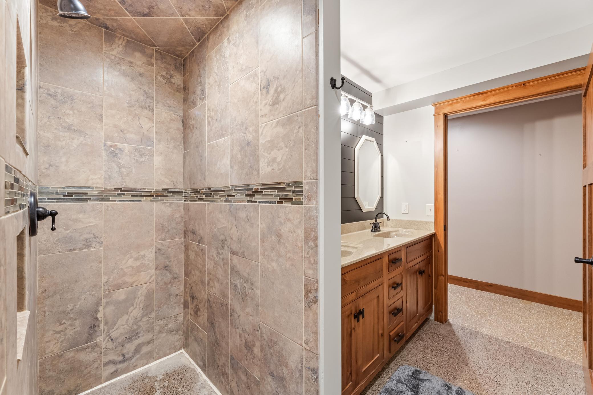 6752 State 44 Property Photo 23