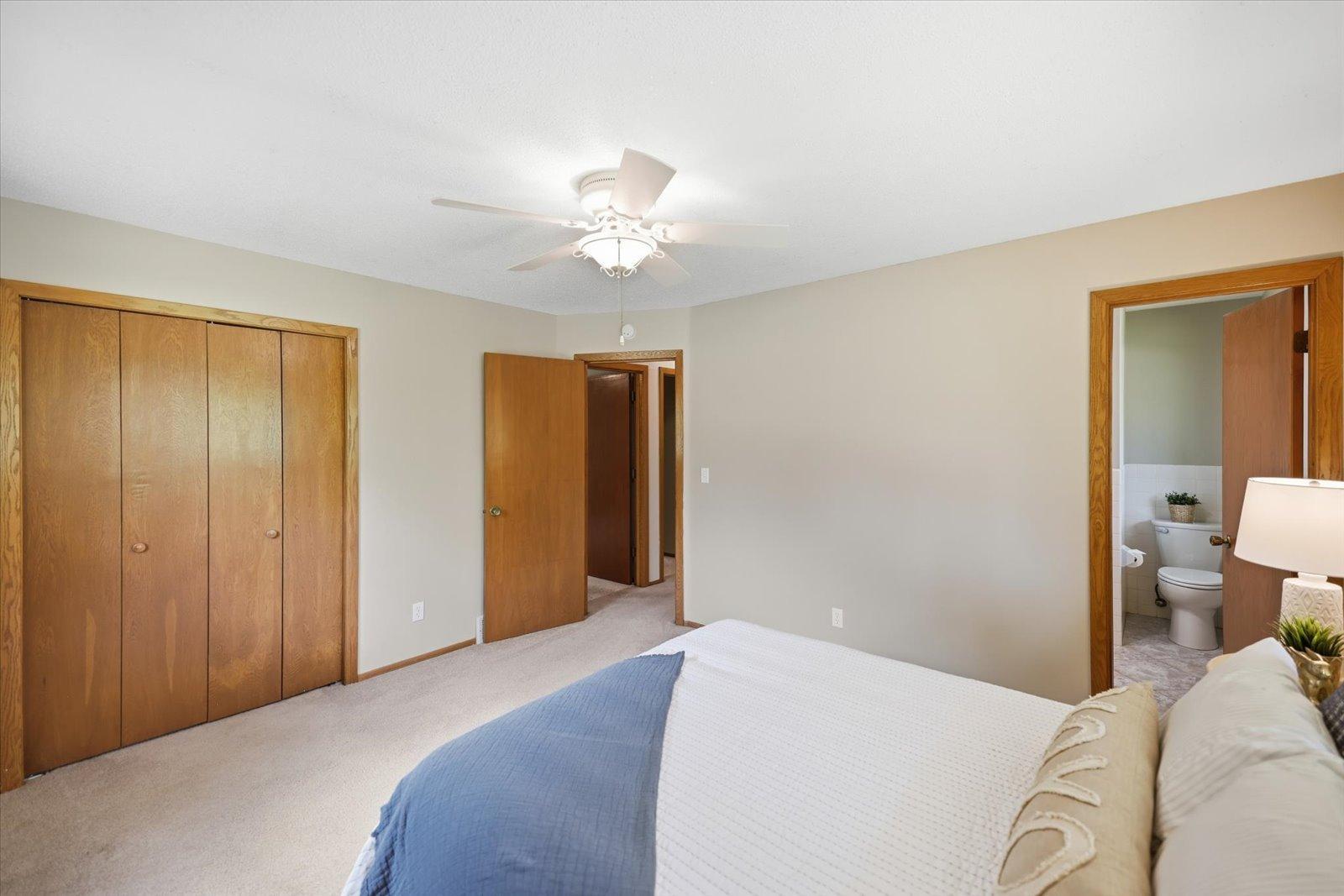 9405 Fox Valley Drive Property Photo 22