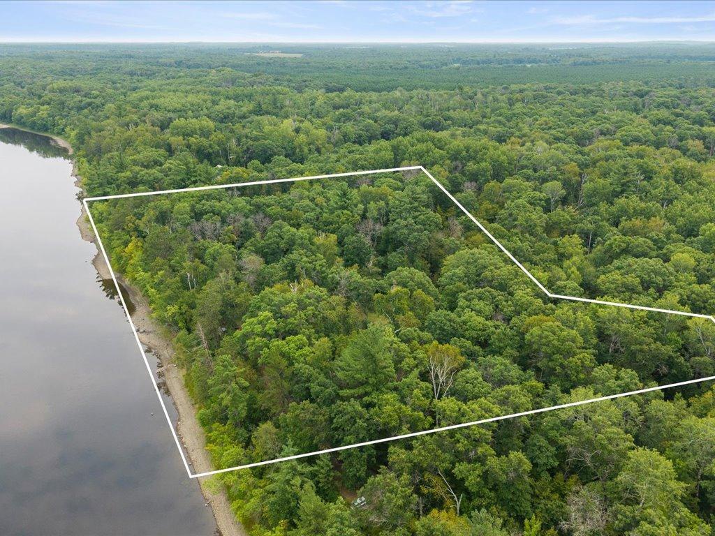 8 Acres Mississippi River Front Tbd Bedow Road Property Photo 1