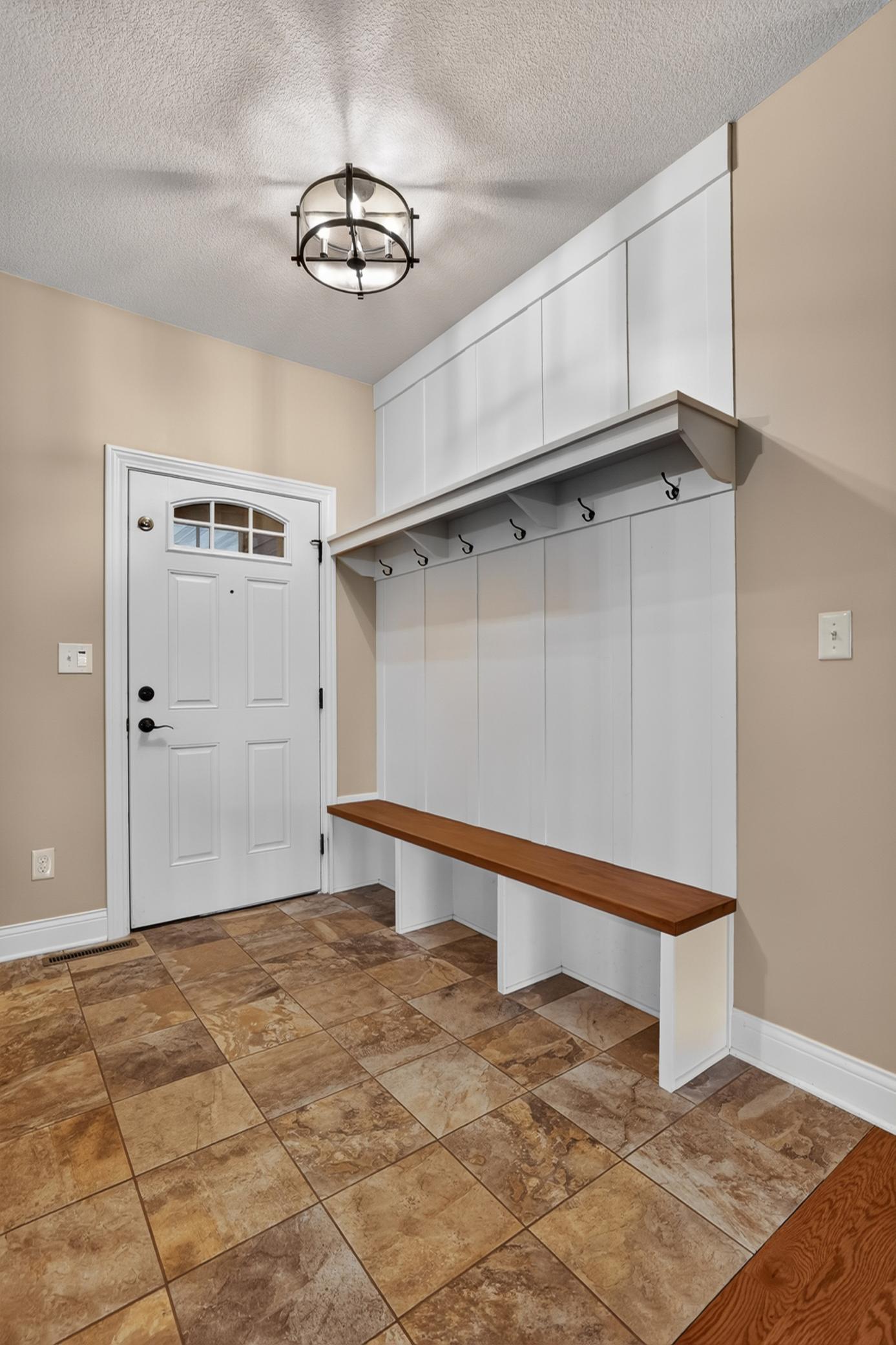 3407 Lakeridge Place Nw Property Photo 4