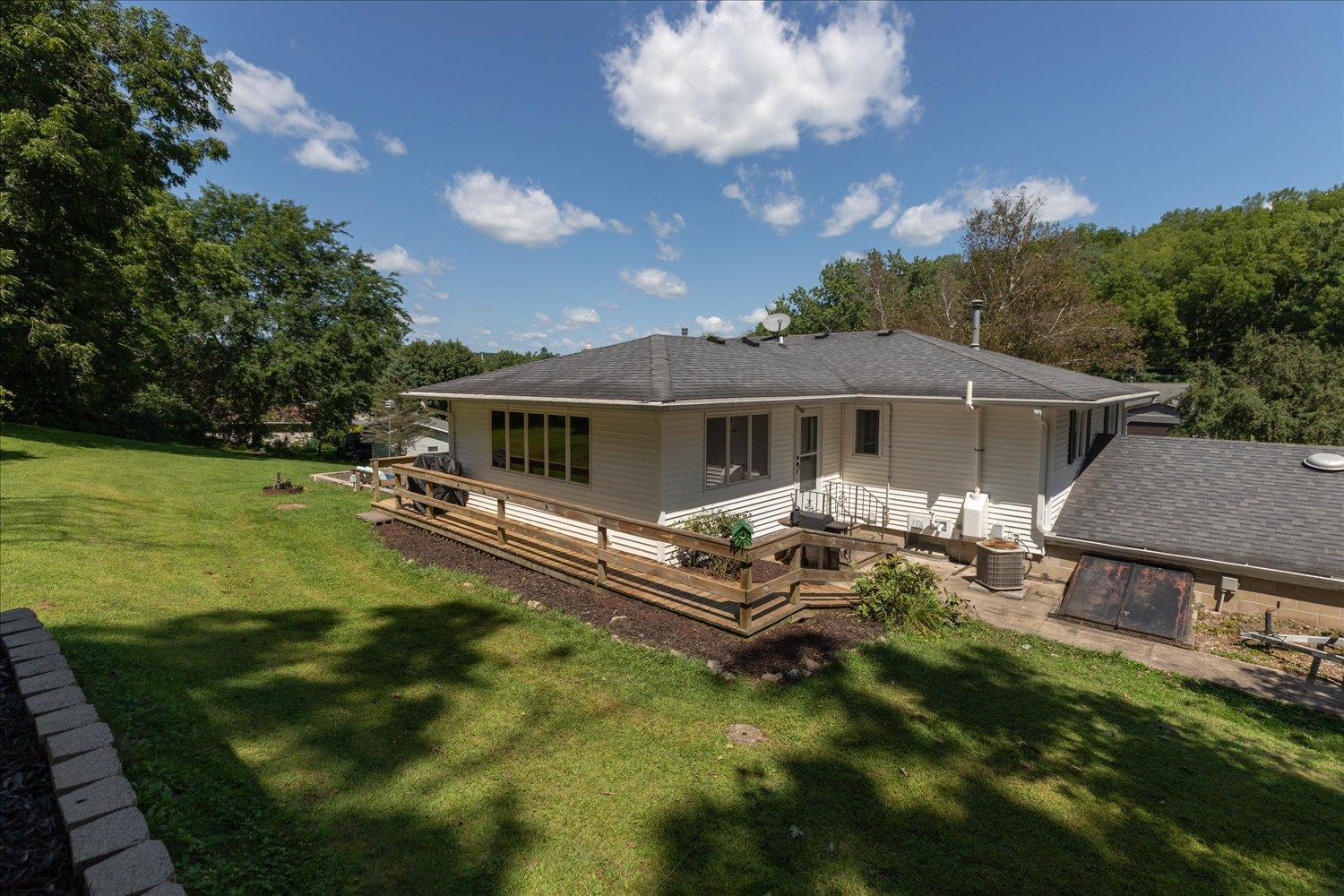 805 Auburn Avenue S Property Photo 40