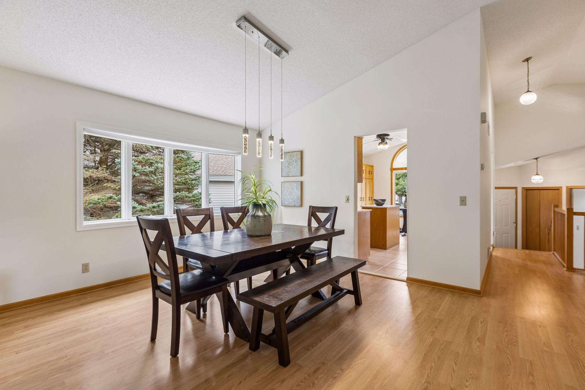 5734 Heather Ridge Drive Property Photo 8