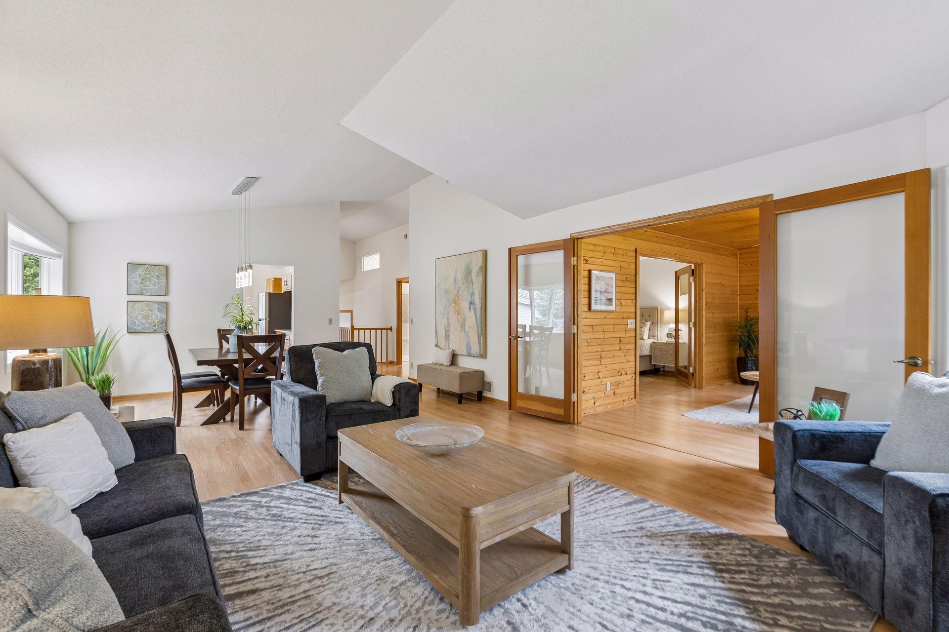 5734 Heather Ridge Drive Property Photo 14