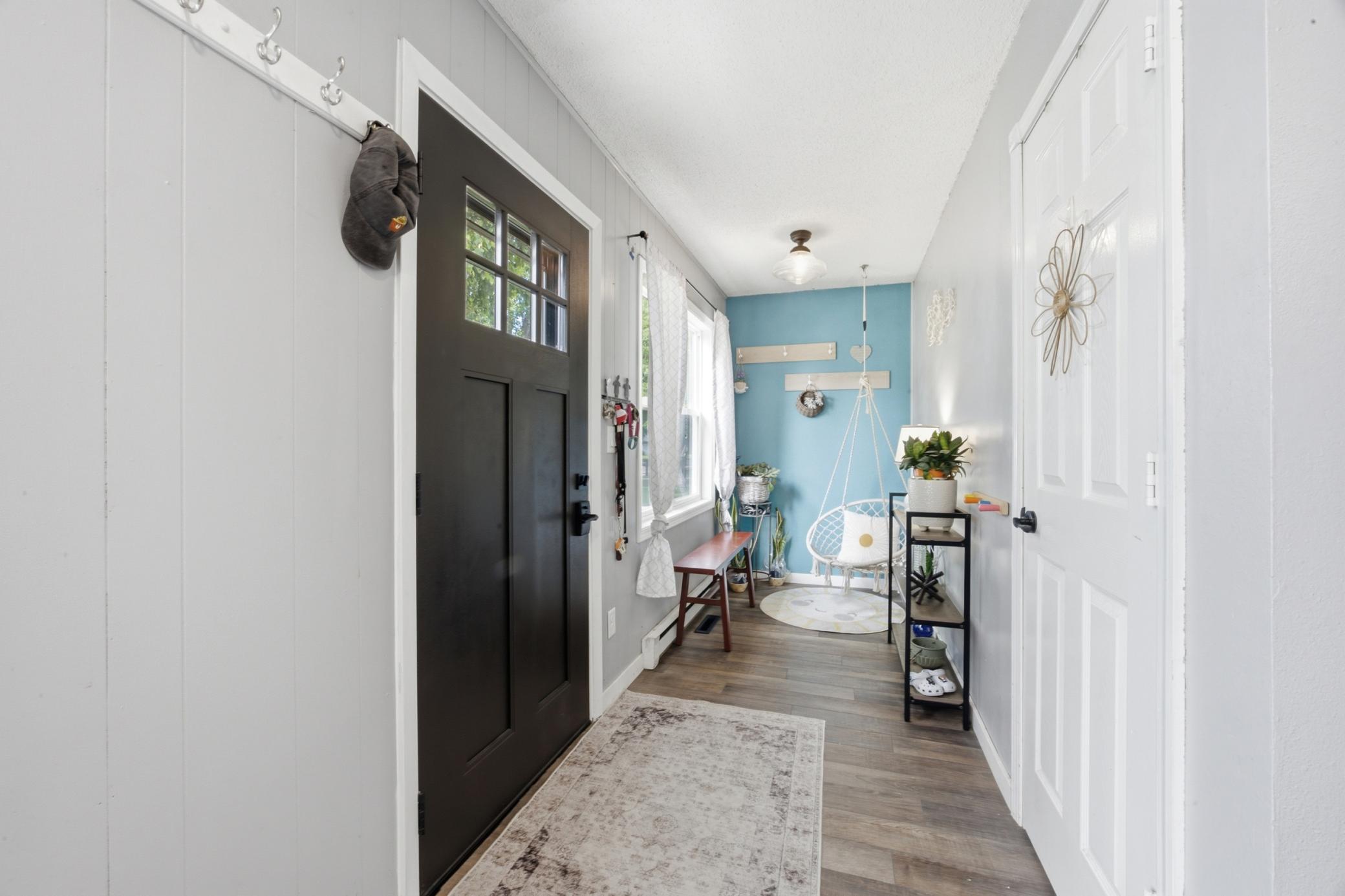 428 Brook Avenue Property Photo 4