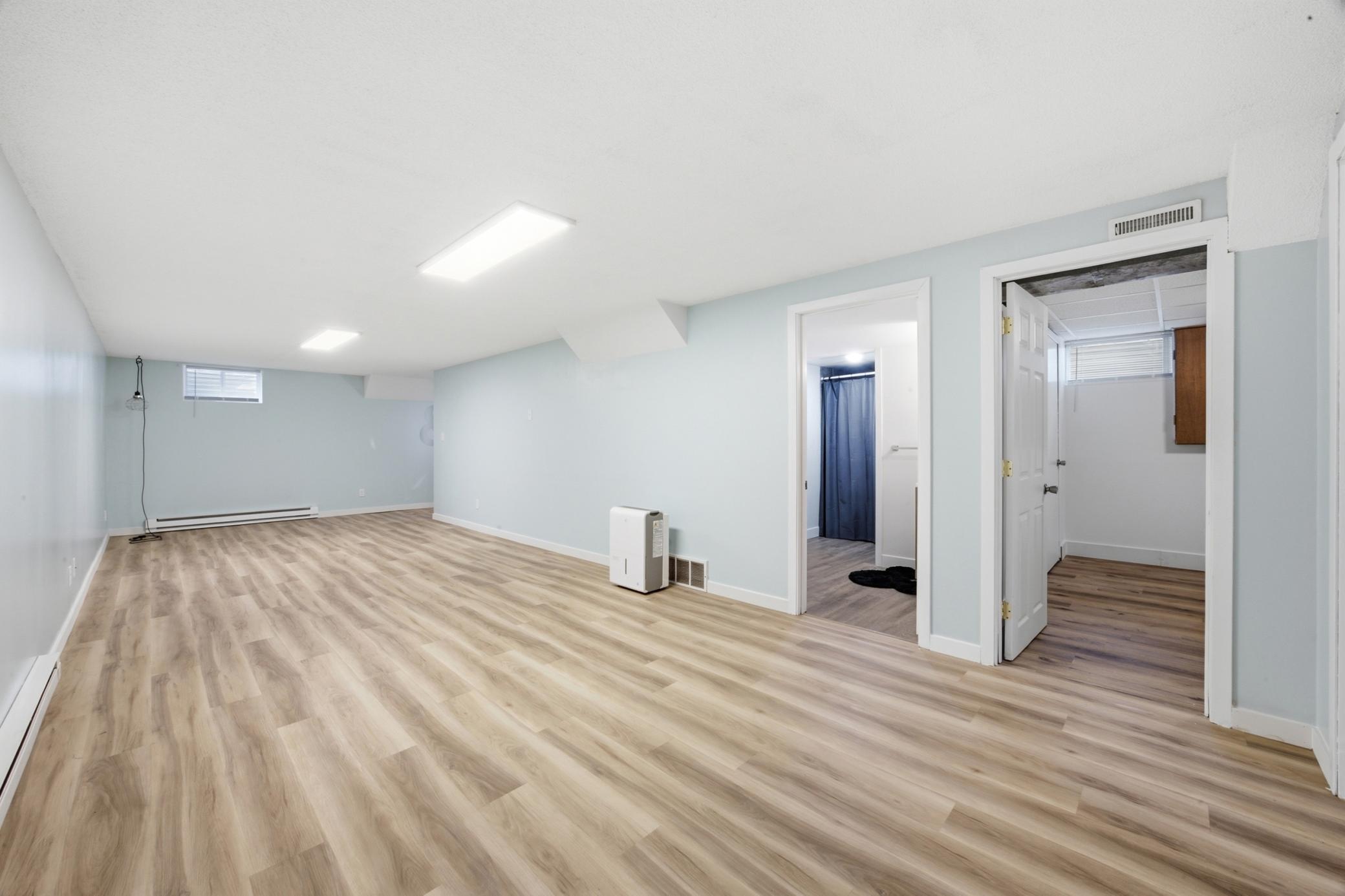 428 Brook Avenue Property Photo 20