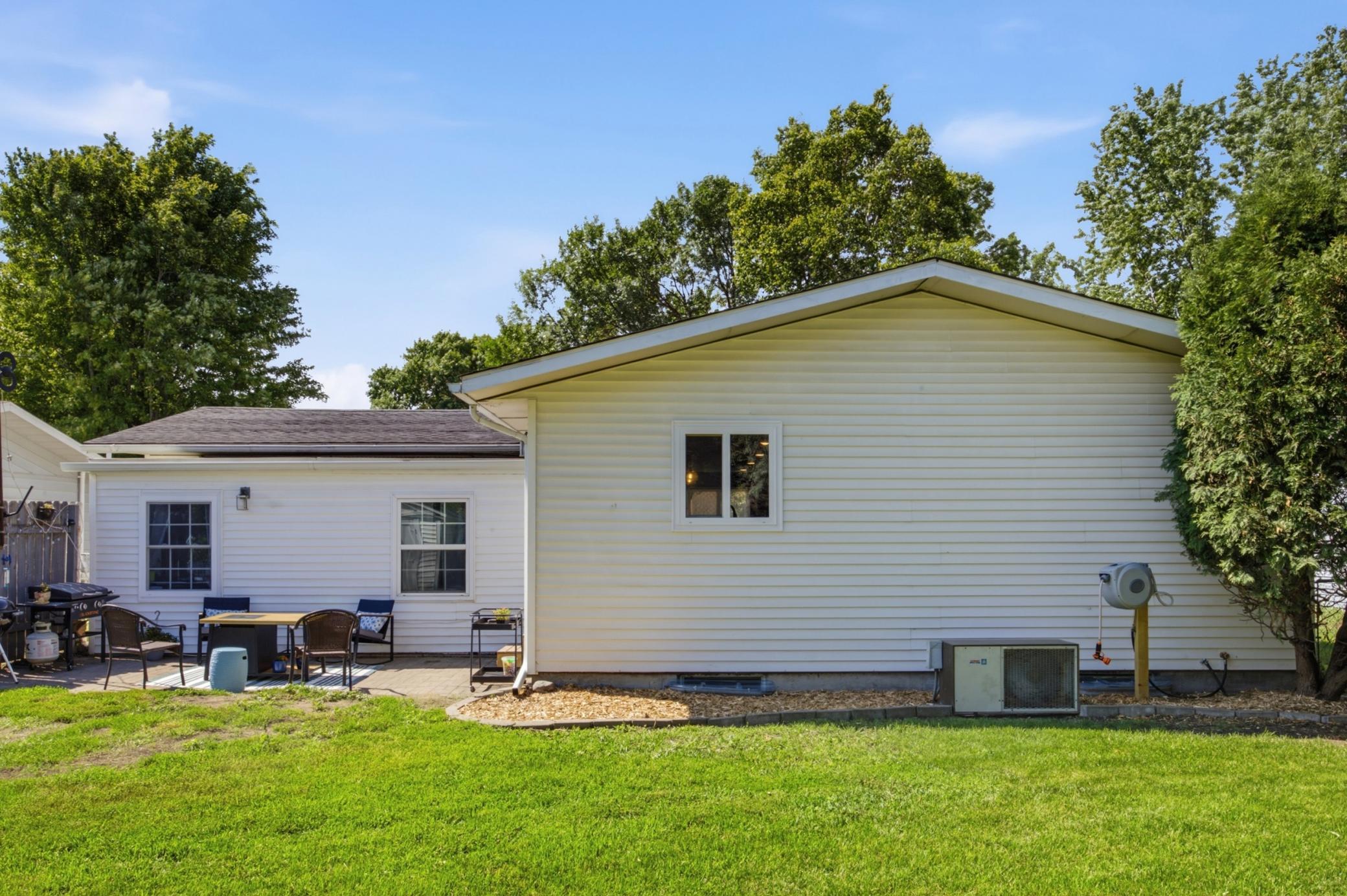 428 Brook Avenue Property Photo 27
