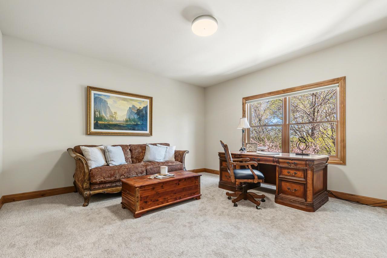 19043 Vogel Farm Trail Property Photo 43