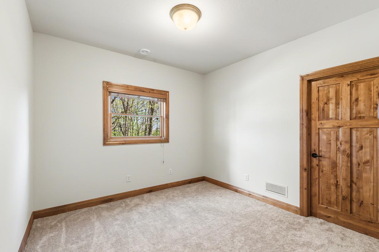 19043 Vogel Farm Trail Property Photo 71
