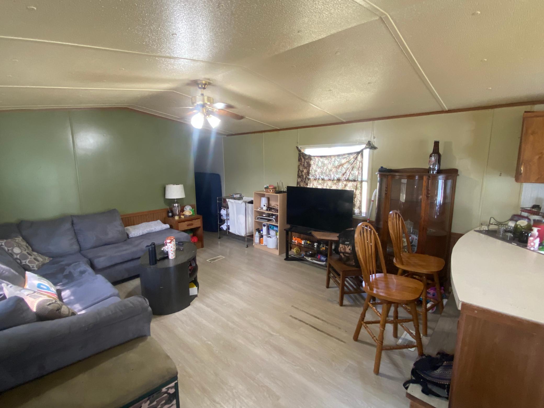 1322 Augusta Drive Ne Property Photo 5