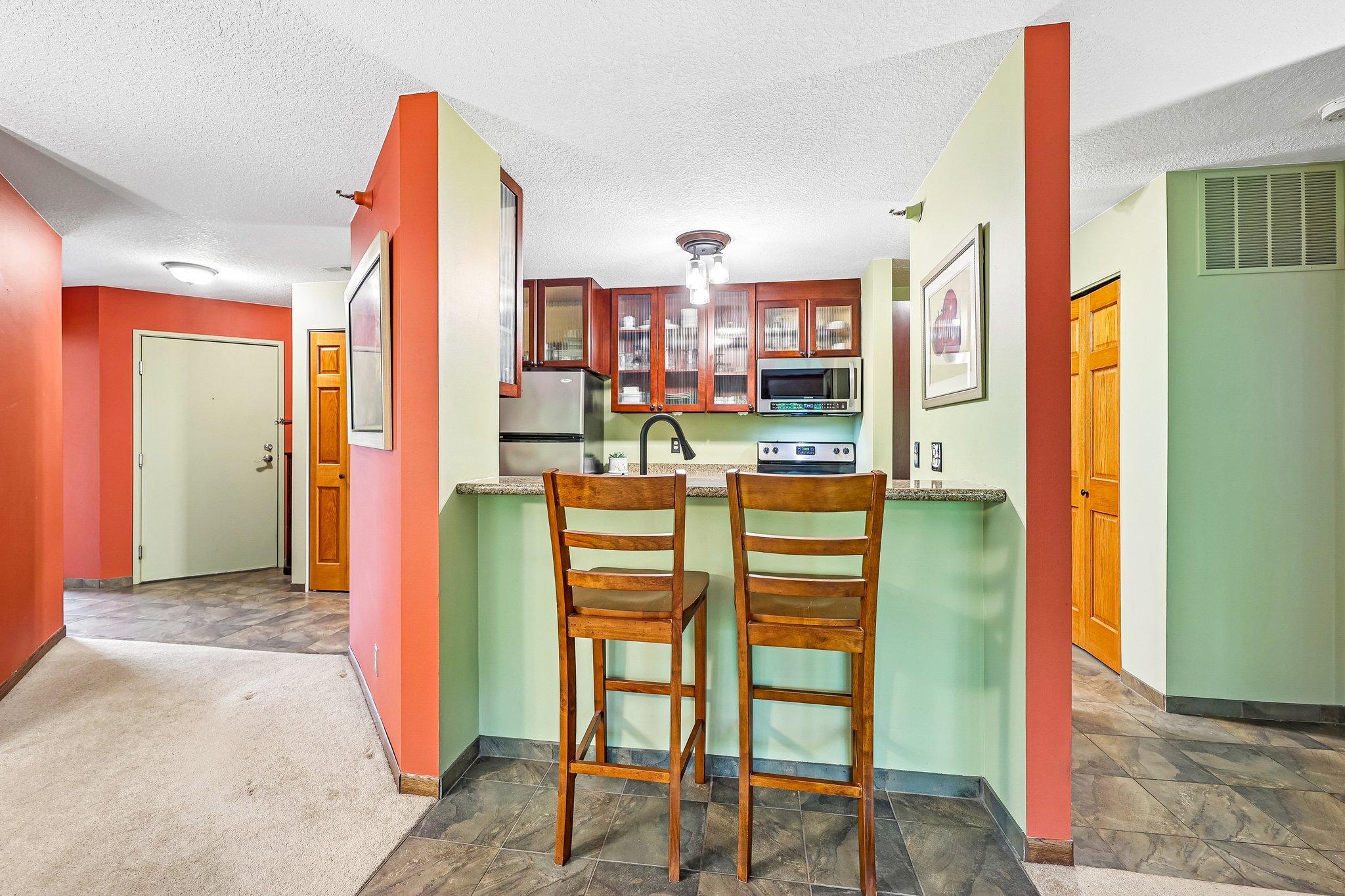 6030 Chasewood Parkway 201 Property Photo 7