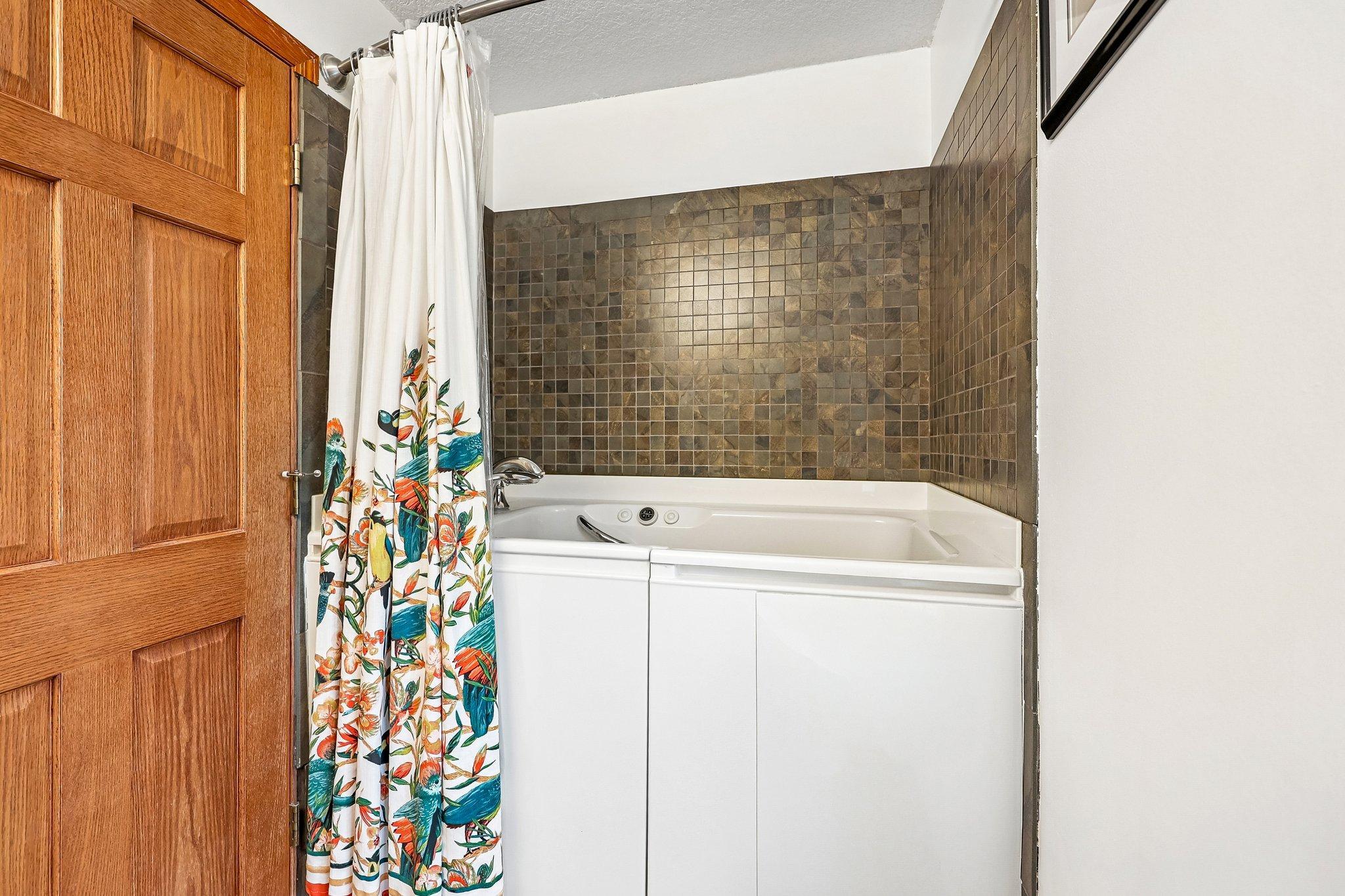 6030 Chasewood Parkway 201 Property Photo 17