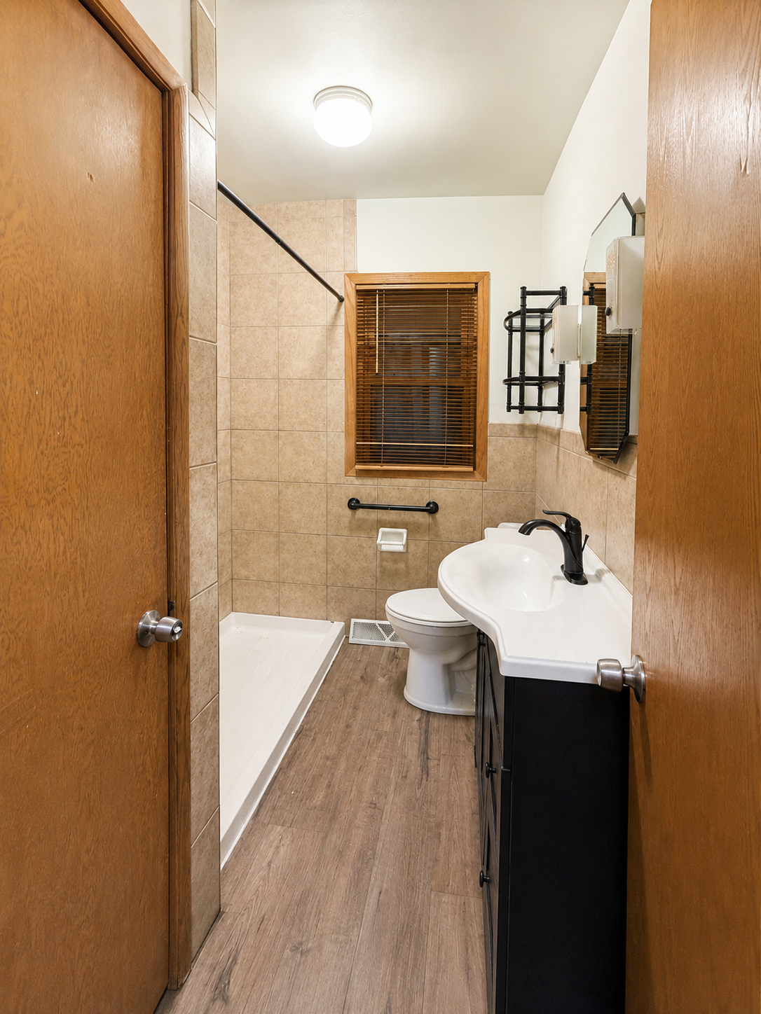 126 Riverside Drive Ne Property Photo 5