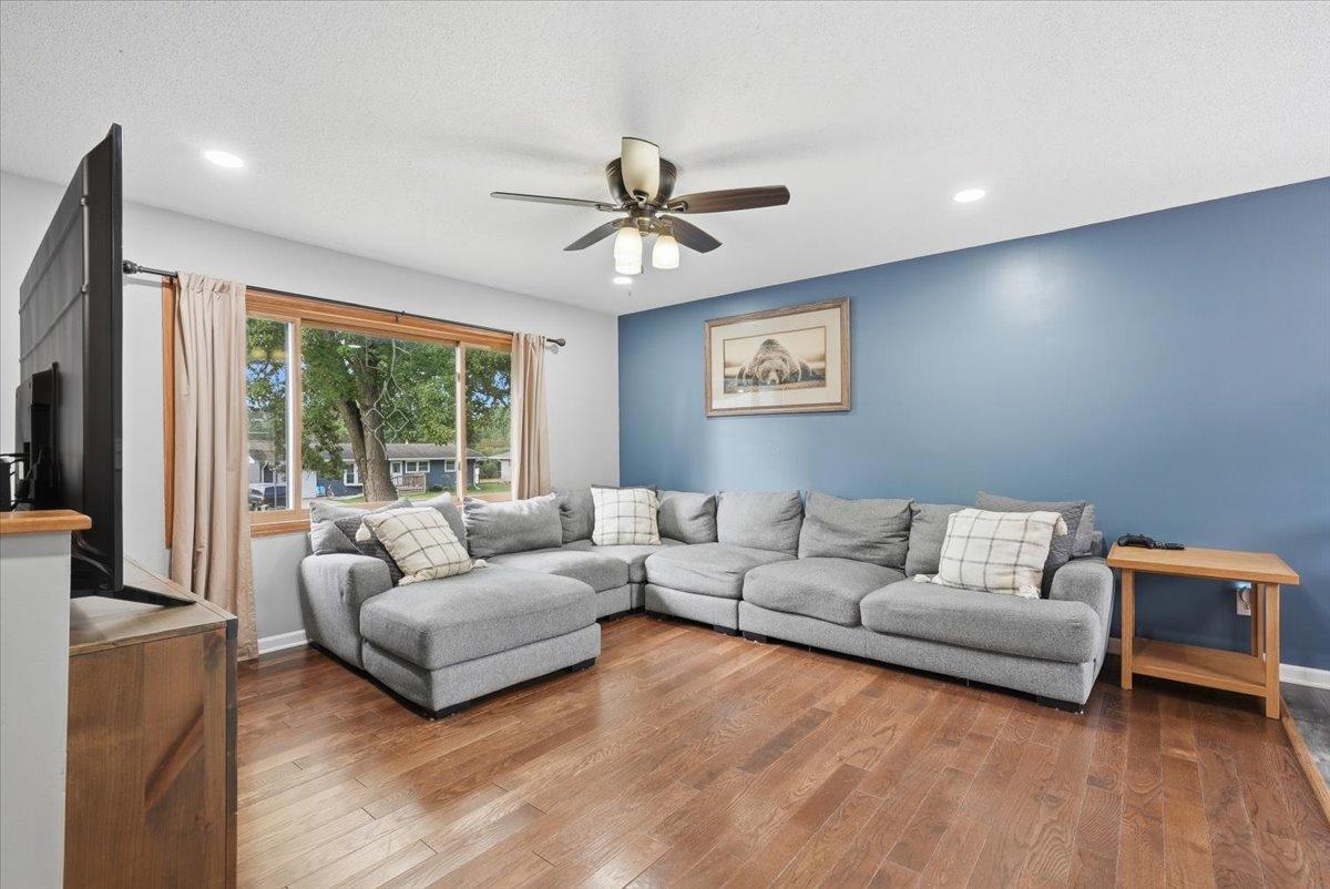 205 W Elm Street Property Photo 5