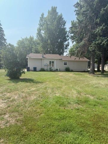 205 9th Avenue E Property Photo 5