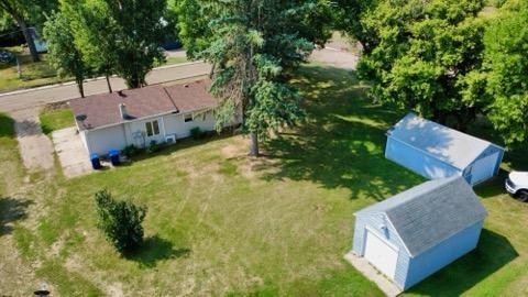 205 9th Avenue E Property Photo 12