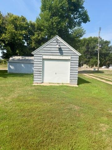 205 9th Avenue E Property Photo 28