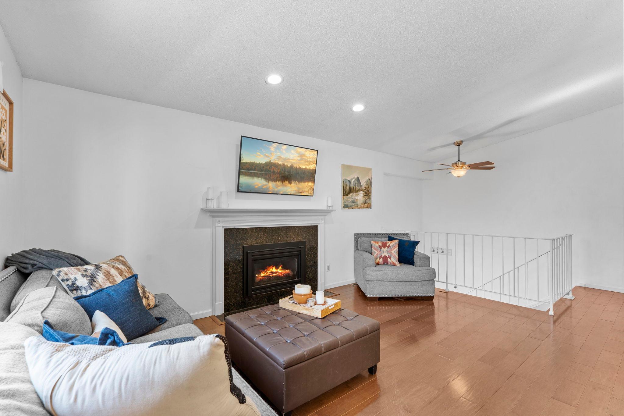 5332 Beachside Drive Property Photo 7