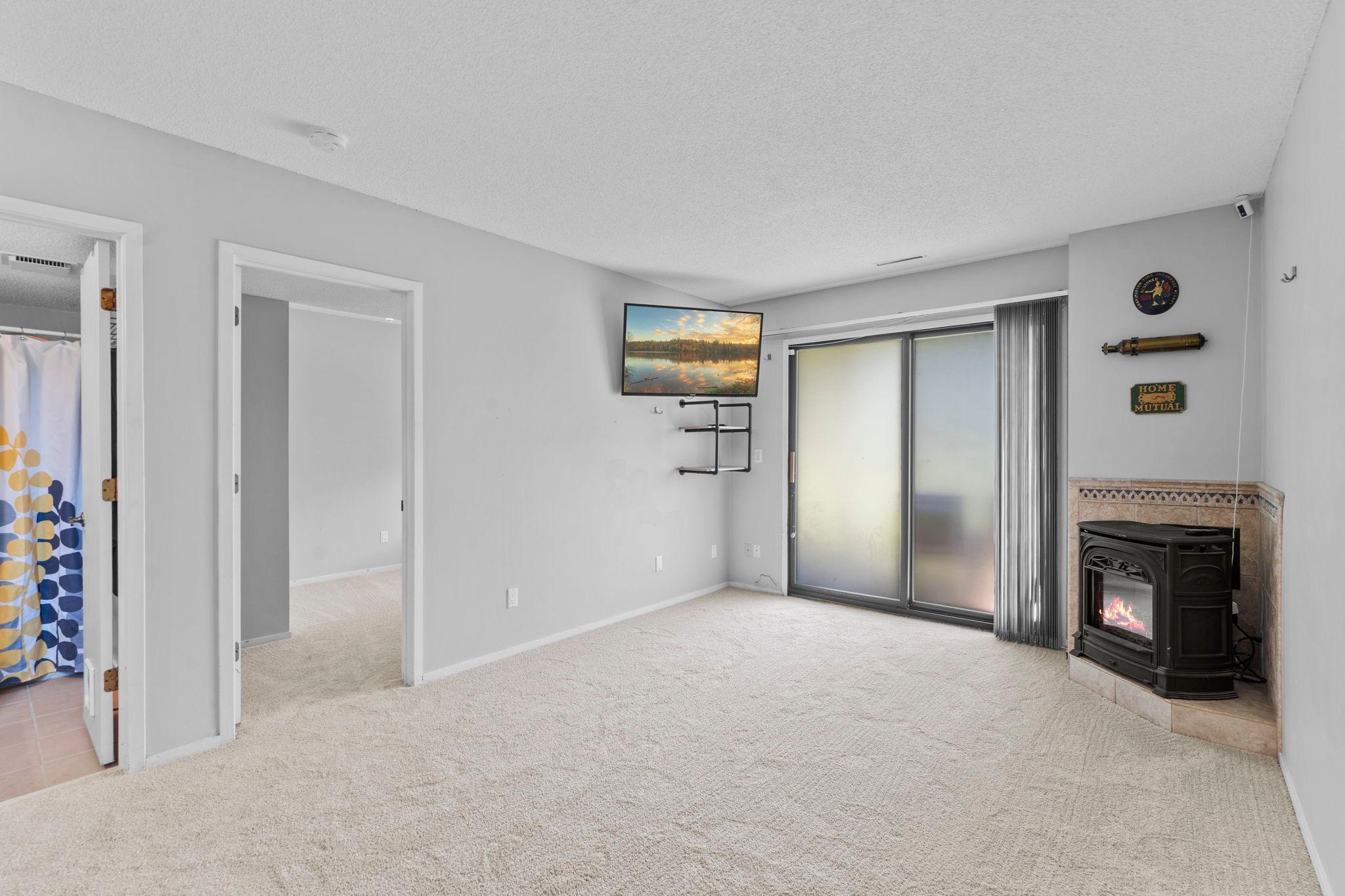 5332 Beachside Drive Property Photo 22
