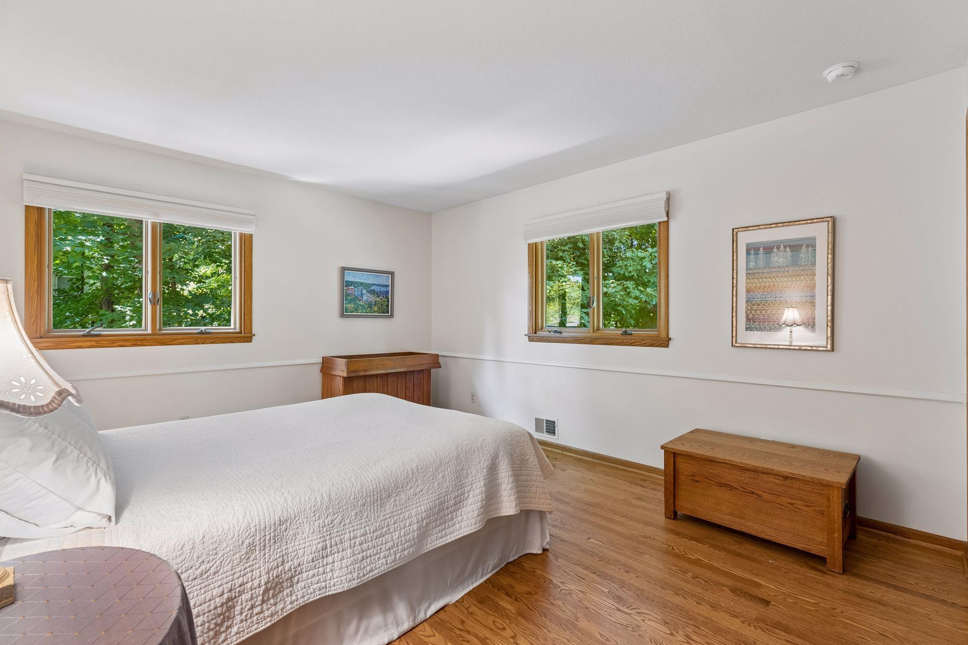 17380 Hampton Court Property Photo 13