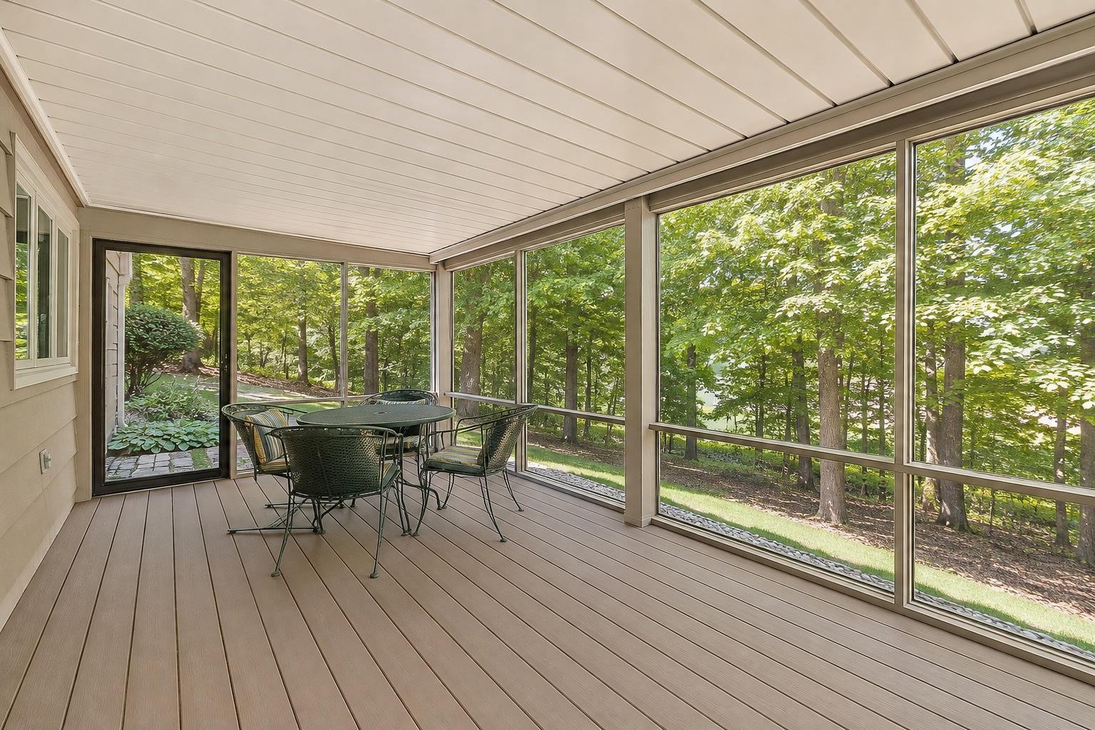 17380 Hampton Court Property Photo 17