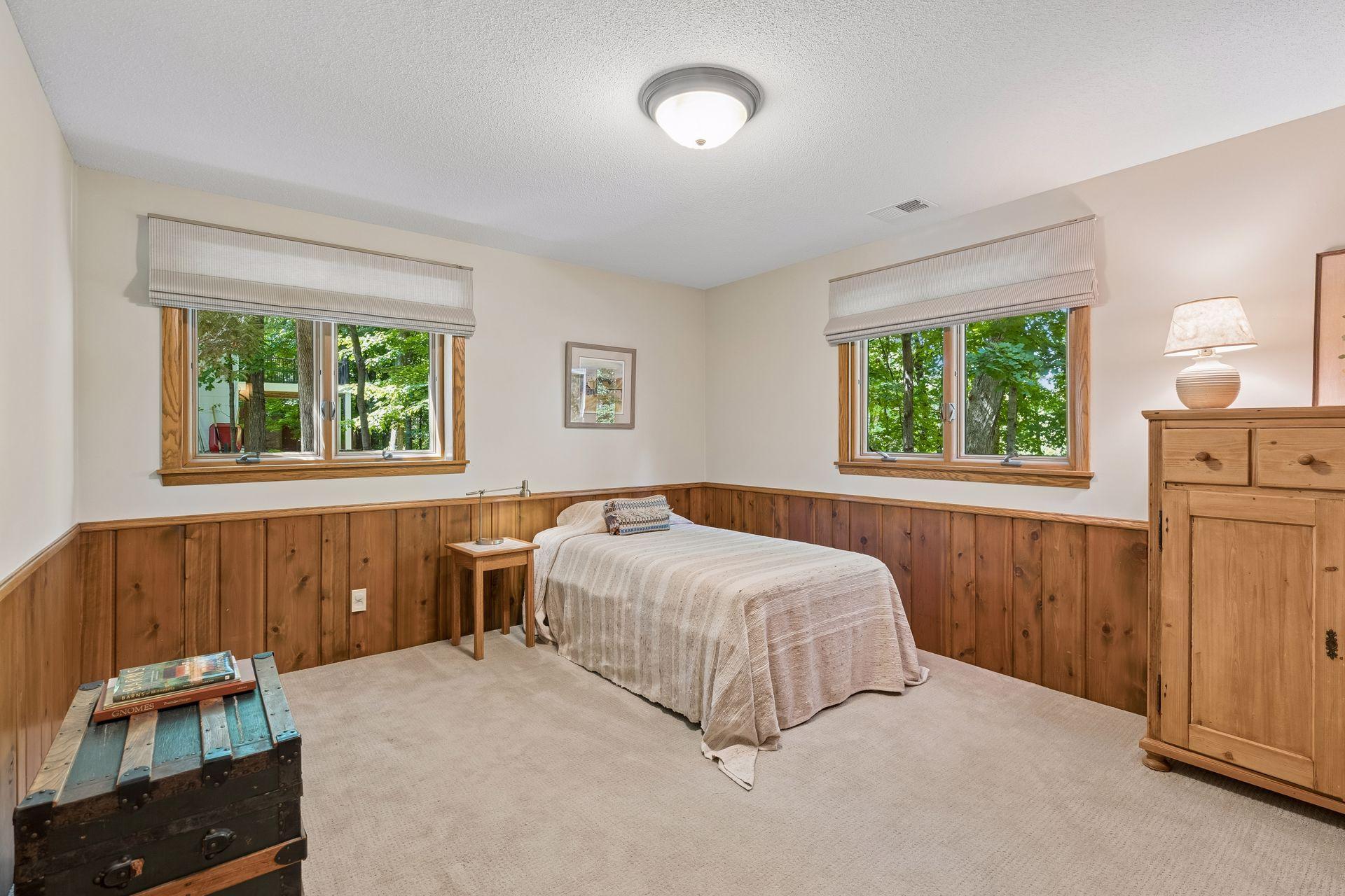 17380 Hampton Court Property Photo 19