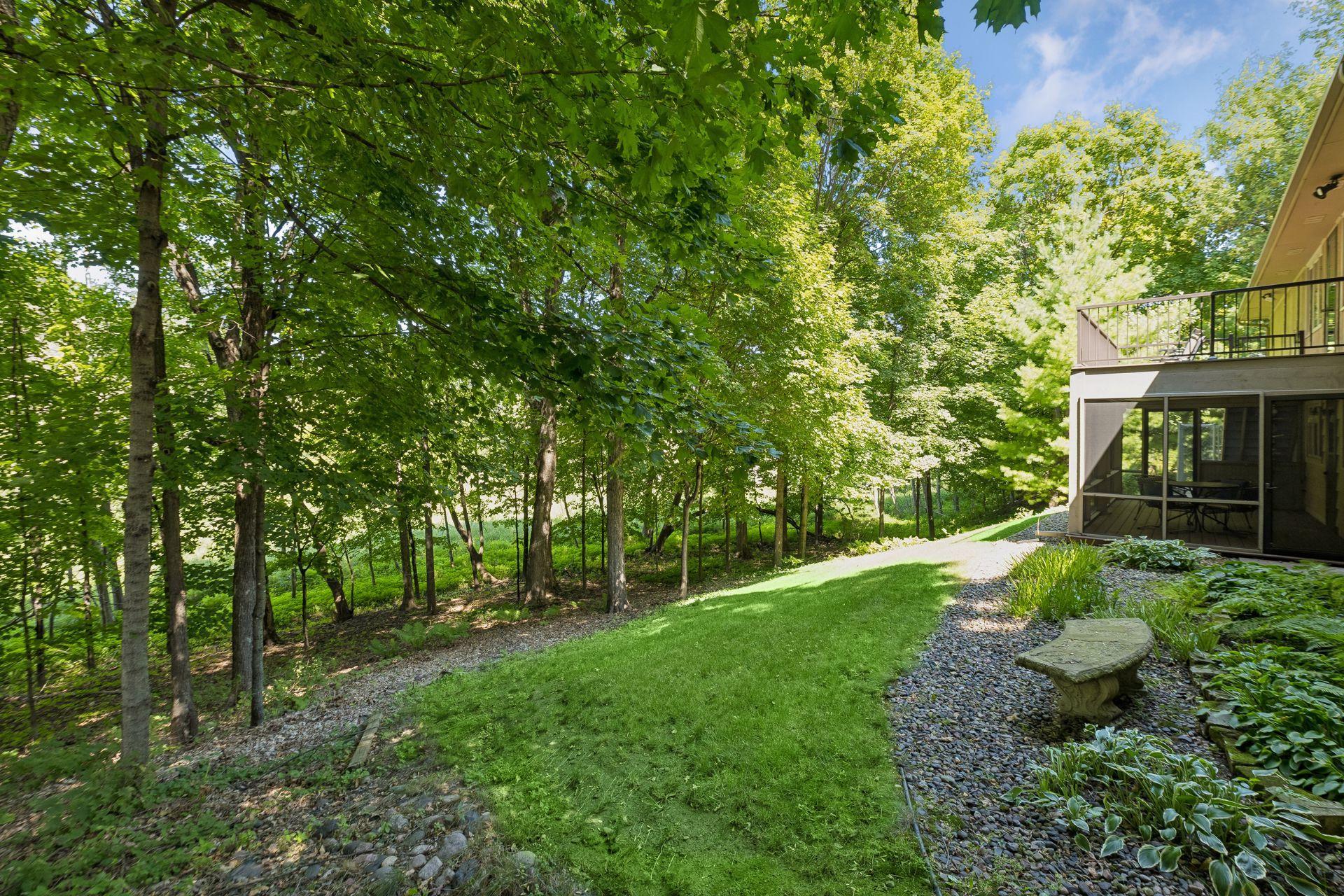 17380 Hampton Court Property Photo 22