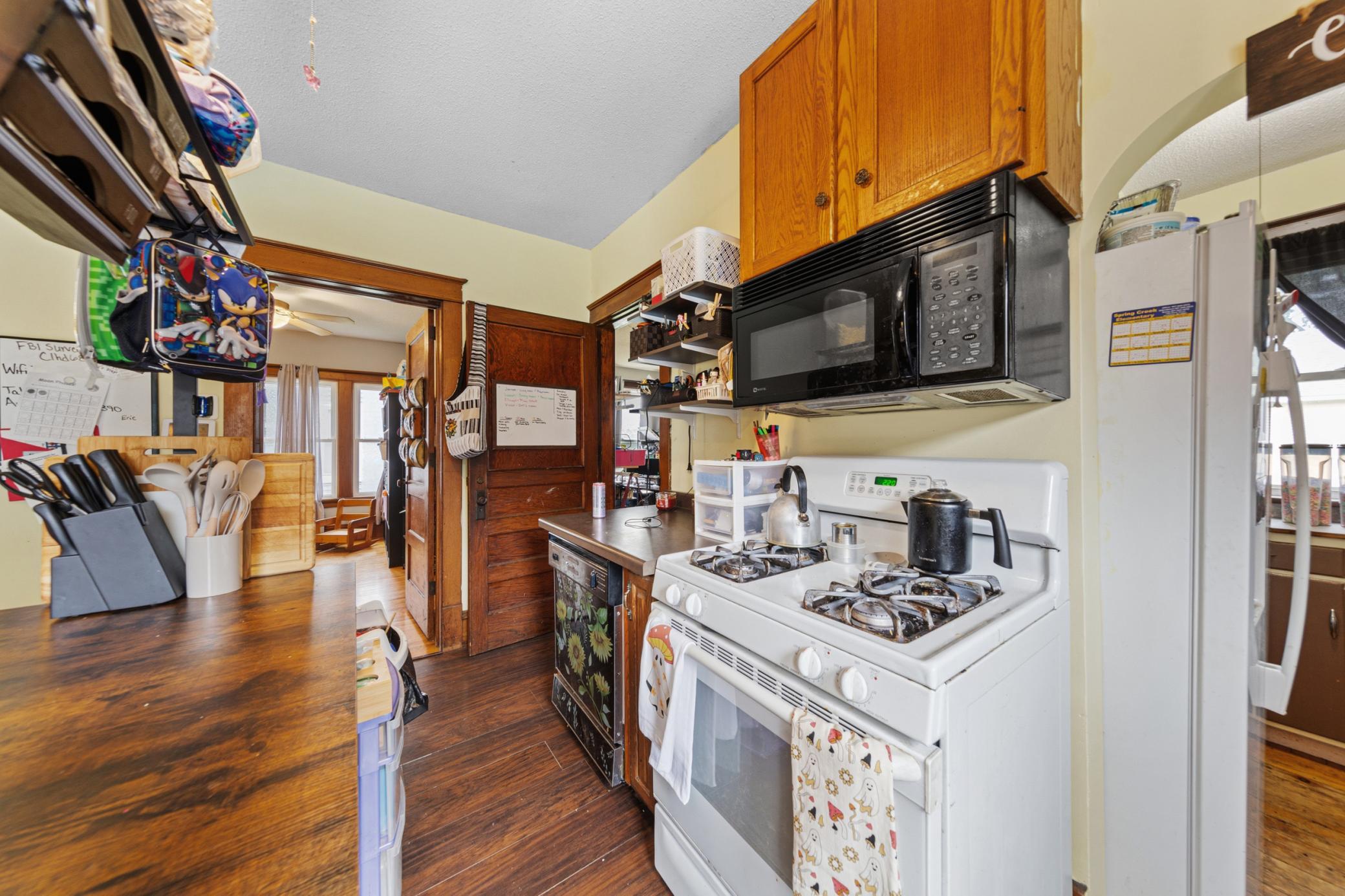 422 1st Street Nw Property Photo 10