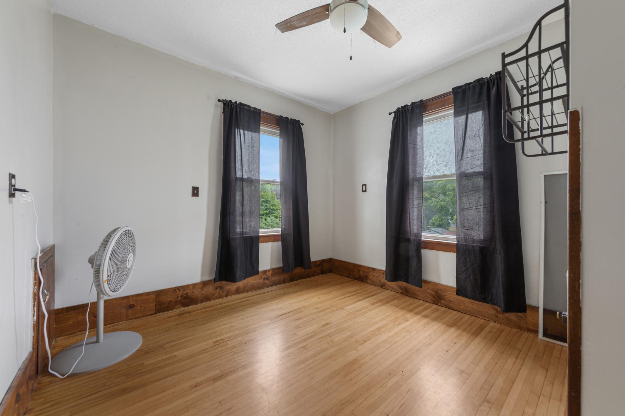 422 1st Street Nw Property Photo 27