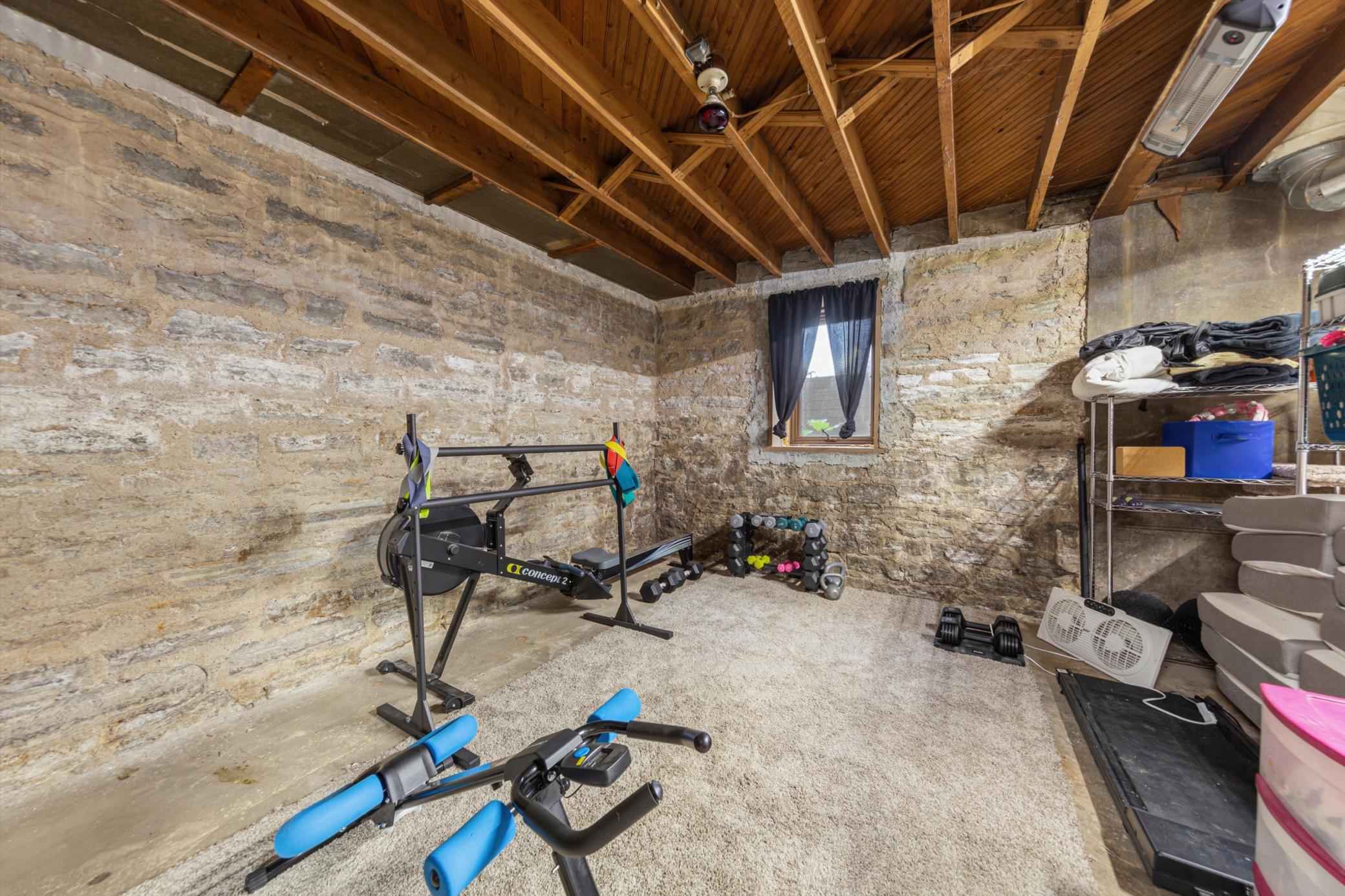 422 1st Street Nw Property Photo 35