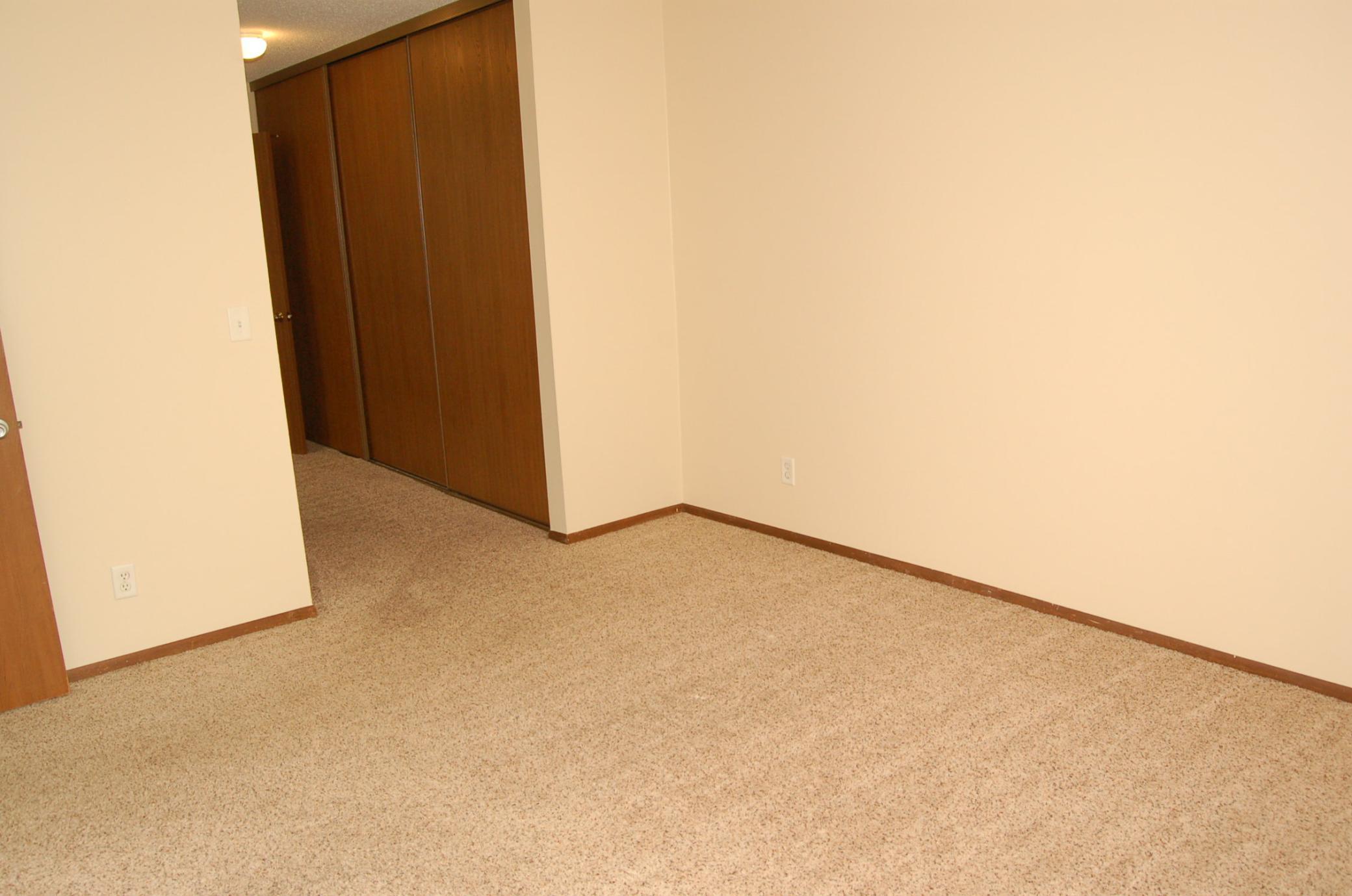 1887 Silver Bell Road 318 Property Photo 12