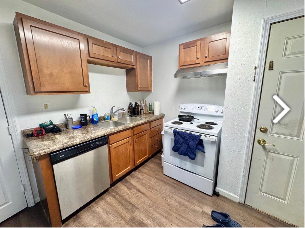 727 3rd Street N Property Photo 28