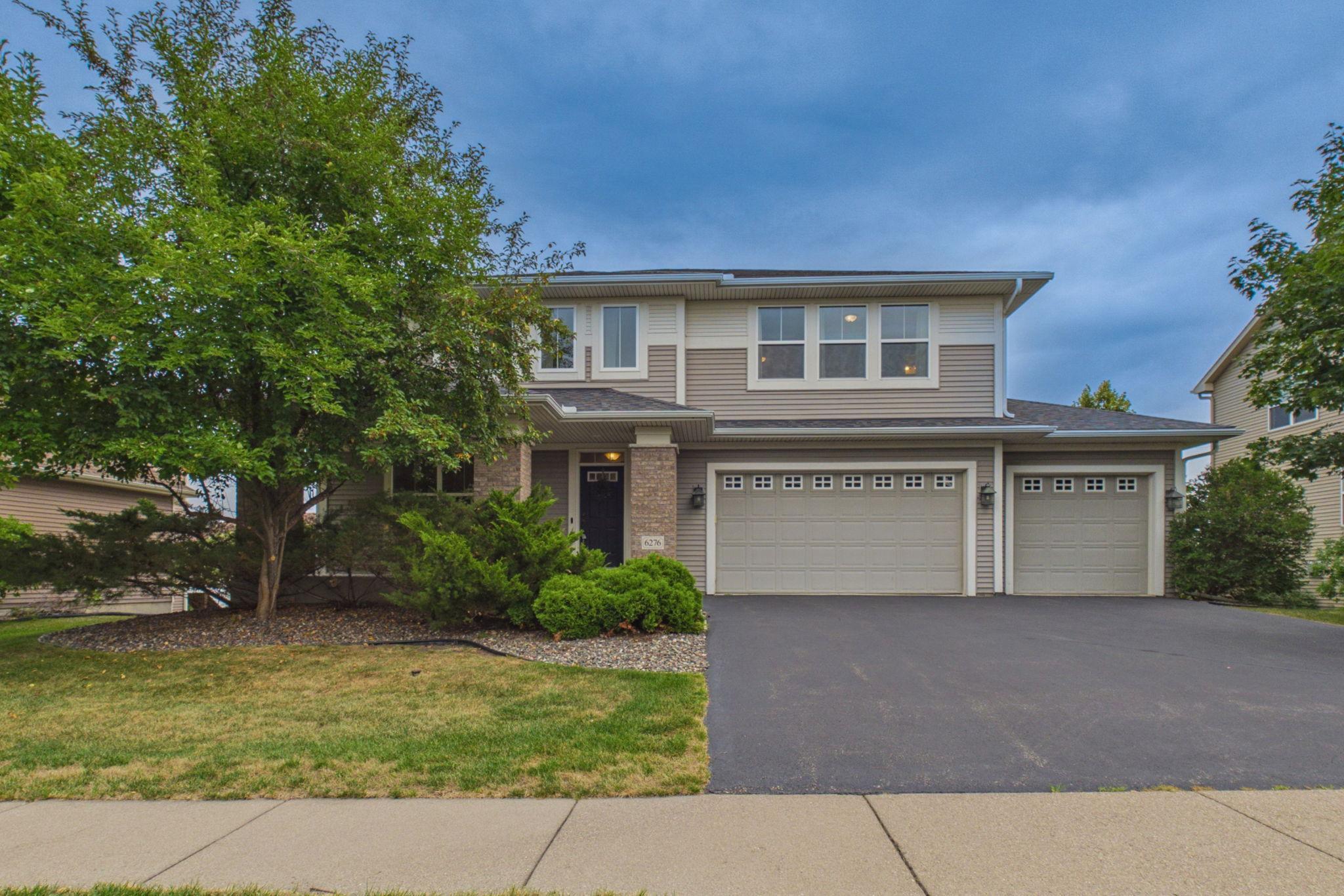 6276 Peony Lane N Property Photo 1
