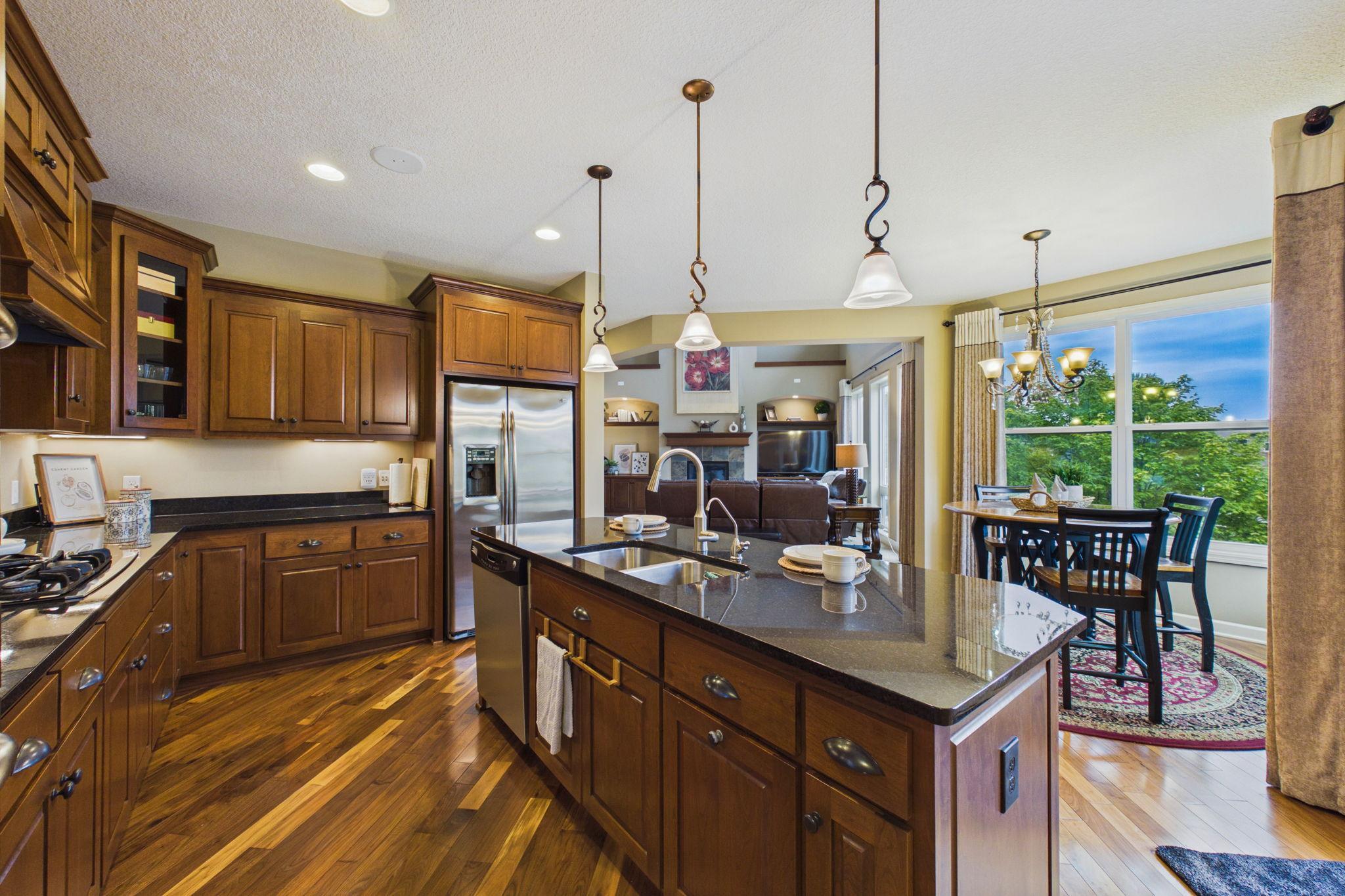 6276 Peony Lane N Property Photo 12