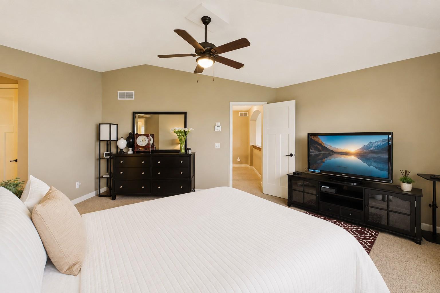 6276 Peony Lane N Property Photo 25